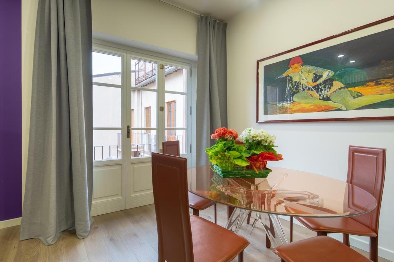 Stunning & Luxurious 1Br Apt 1 Min Walk By Duomo Firenze Eksteriør billede